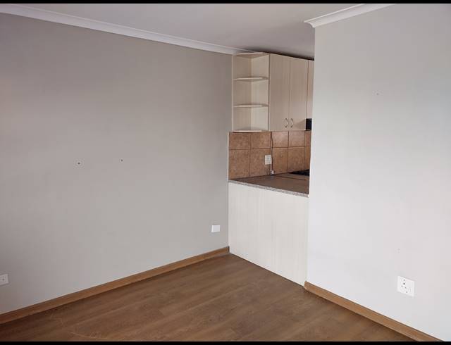 1 BEDROOM APARTMENT FOR SALE IN BLOUBERG SANDS